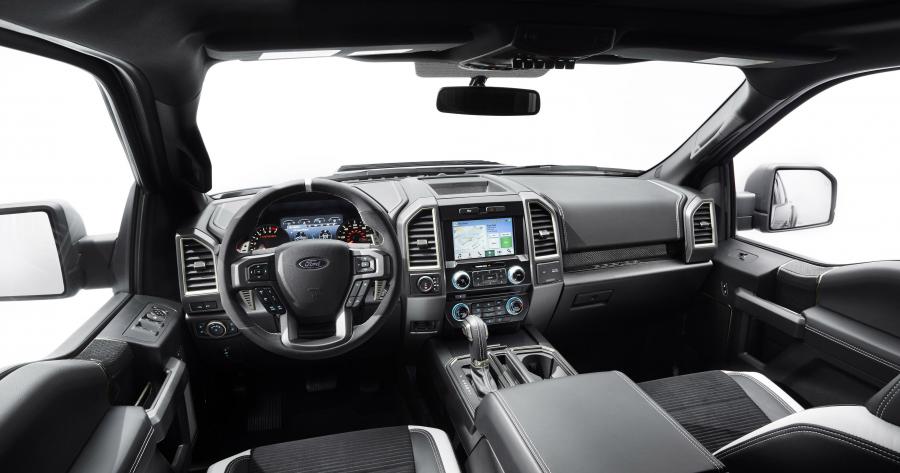 Торпедо Ford F-150 Raptor 2016 года  (фото 14 из 39)